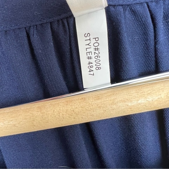 Southern Tide Embroidered Natalie Shift Dress - Picture 6 of 12